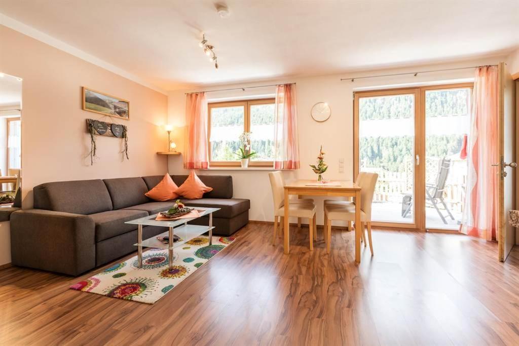 Haus Barbara Apartment Sankt Gallenkirch Bagian luar foto